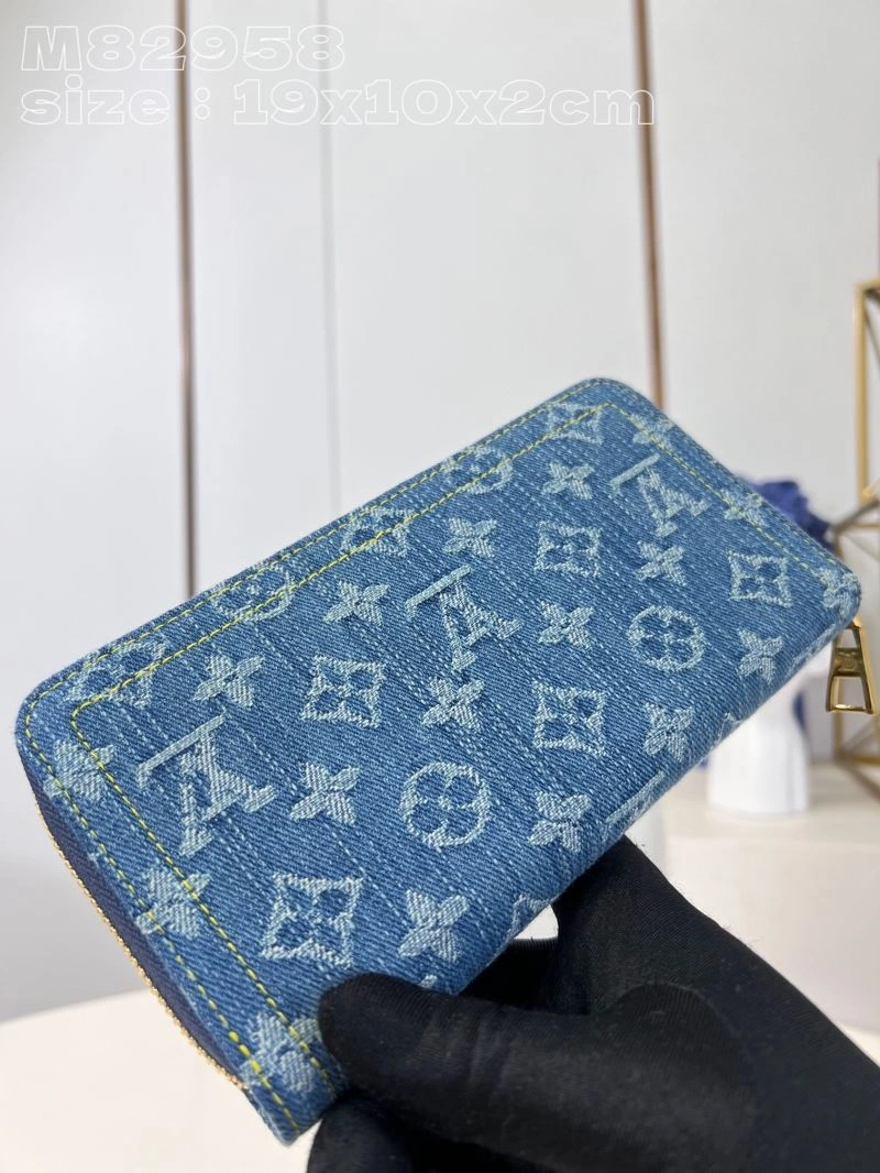 LV Wallets 4365F-0151