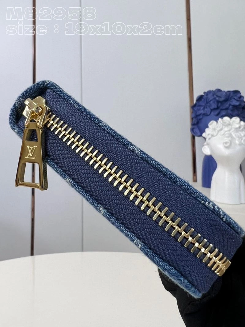 LV Wallets 4365F-0151