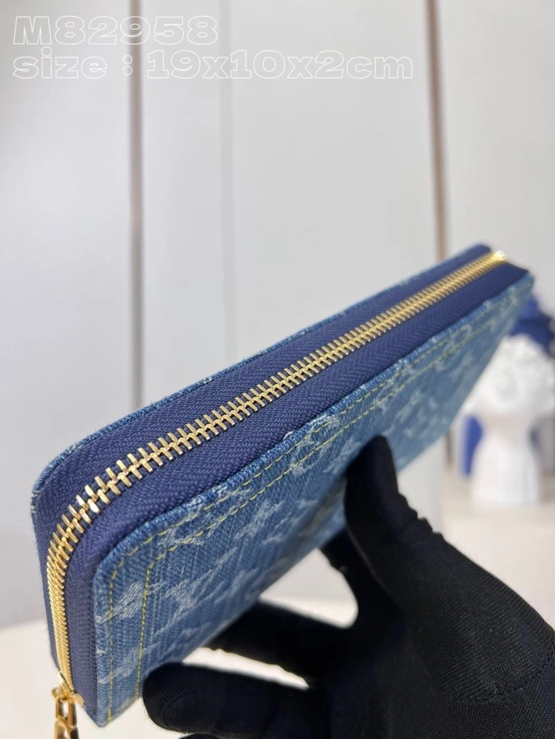 LV Wallets 4365F-0151