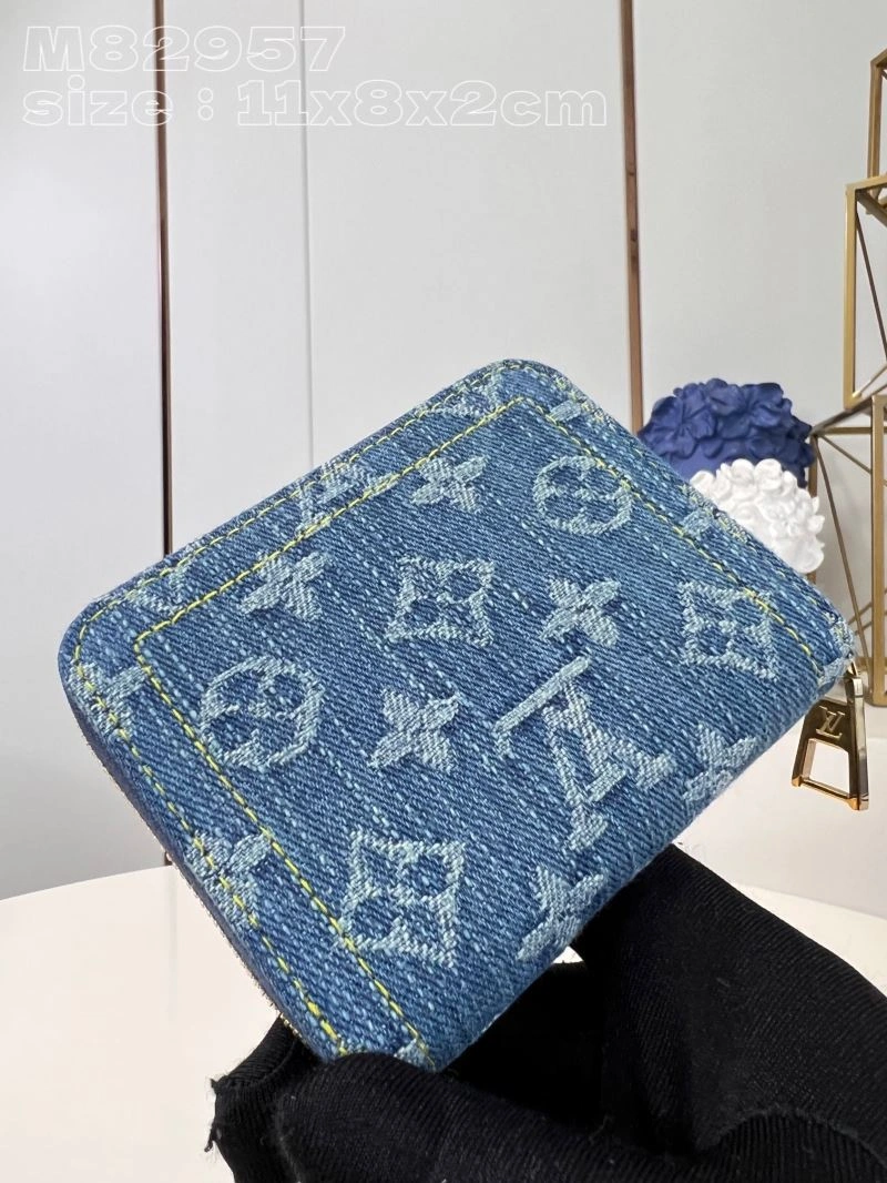 LV Wallets 4365F-0152