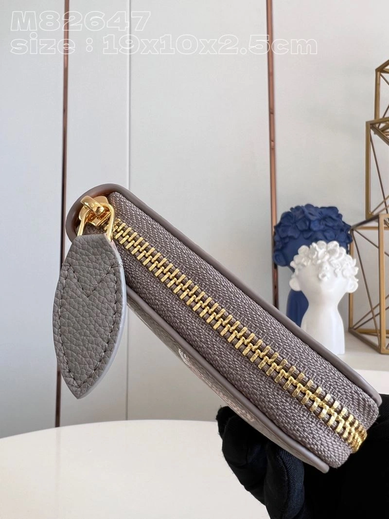LV Wallets 4365F-0195