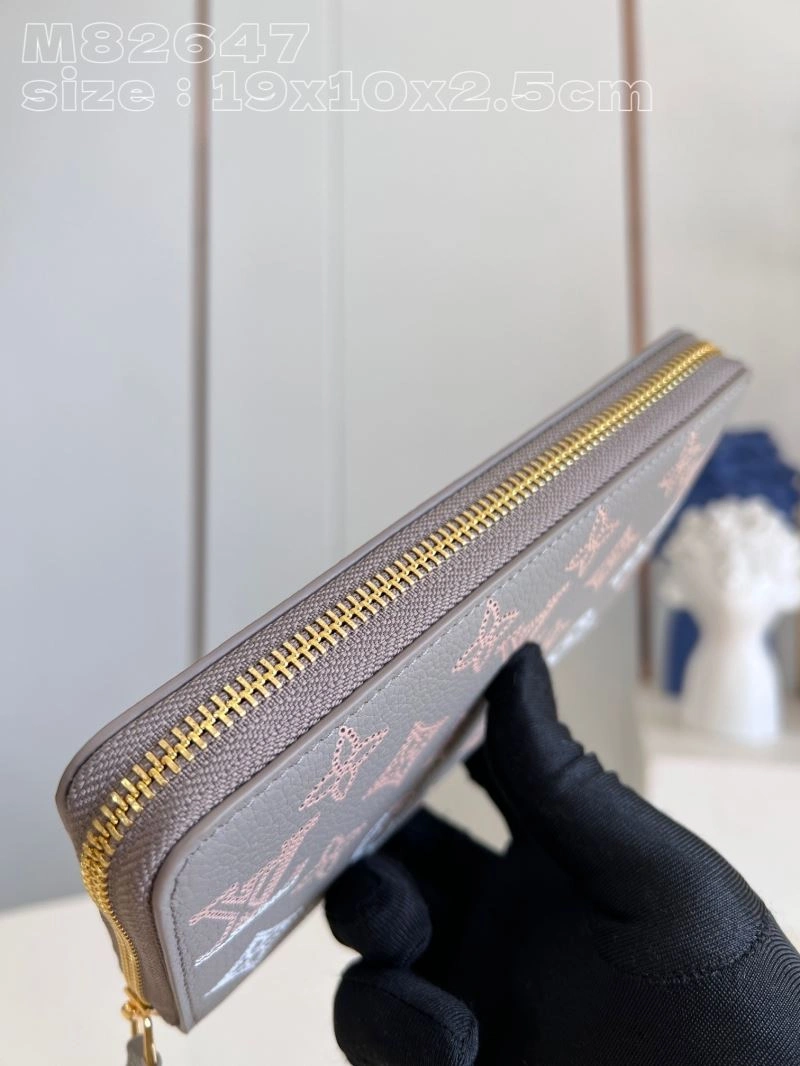 LV Wallets 4365F-0195