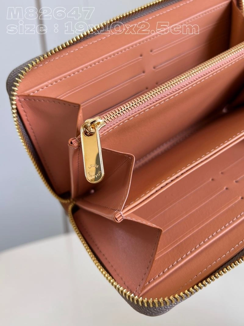 LV Wallets 4365F-0195