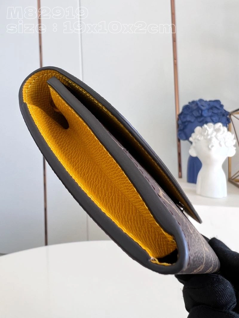 LV Wallets 4365F-0204