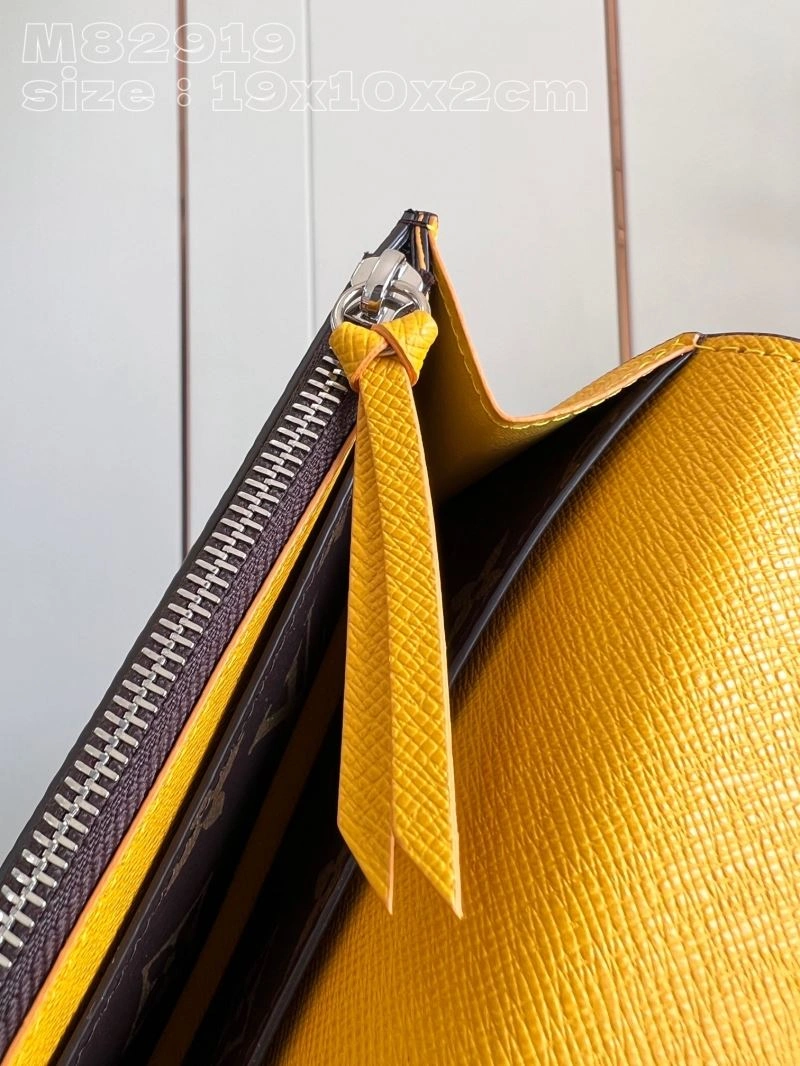 LV Wallets 4365F-0204