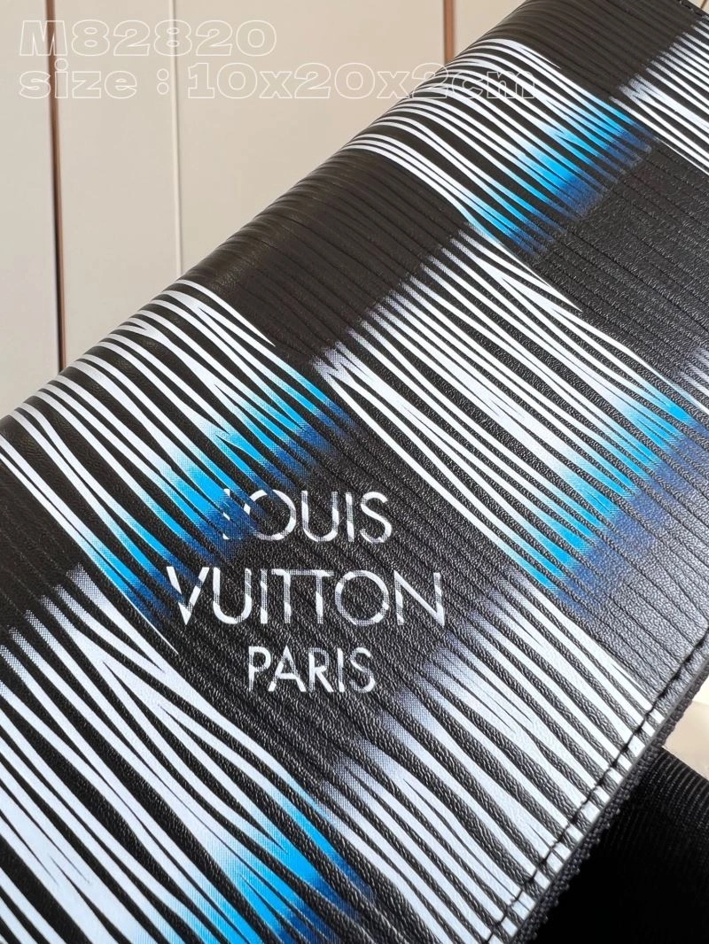 LV Wallets 4365F-0211
