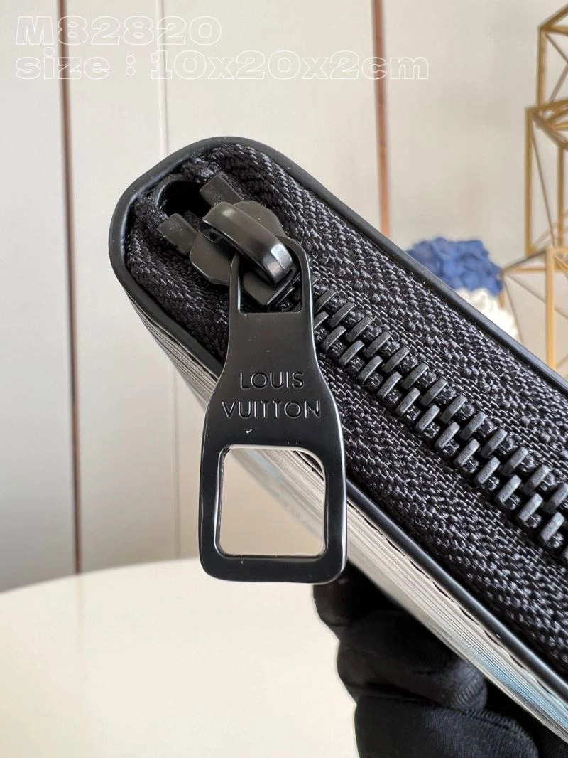 LV Wallets 4365F-0211