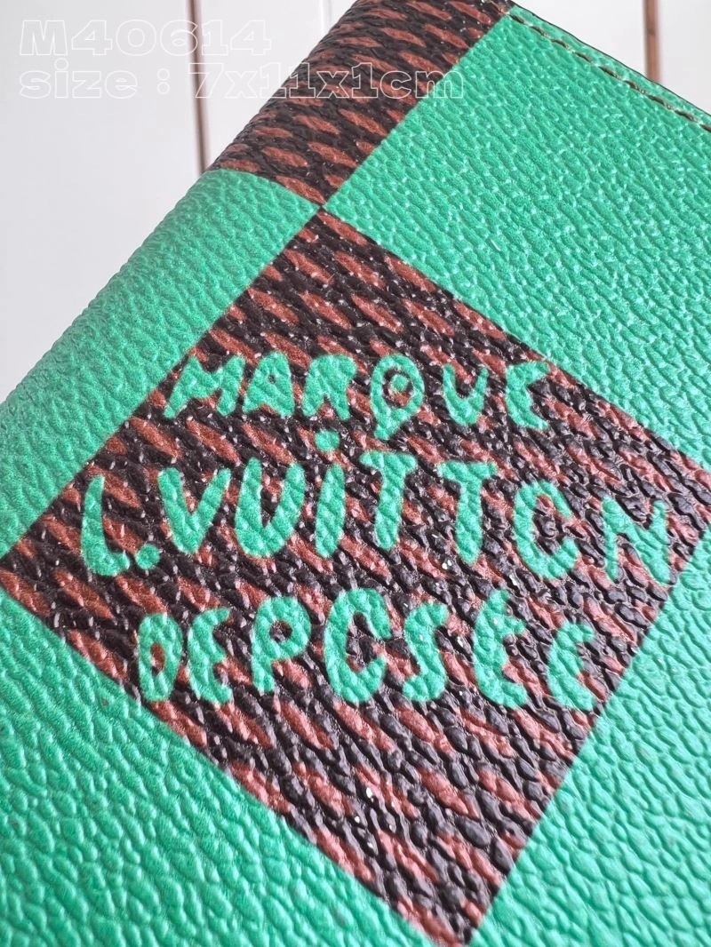 LV Wallets 4365F-0217