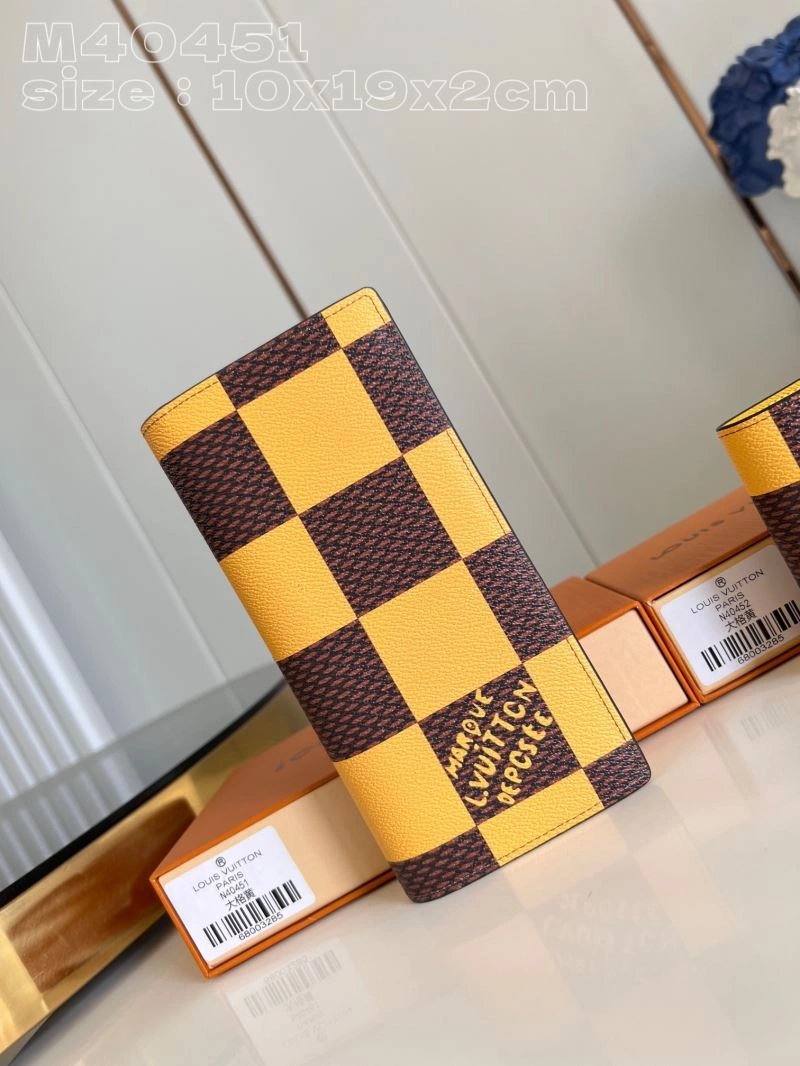 LV Wallets 4365F-0222
