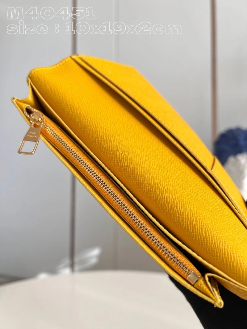 LV Wallets 4365F-0222
