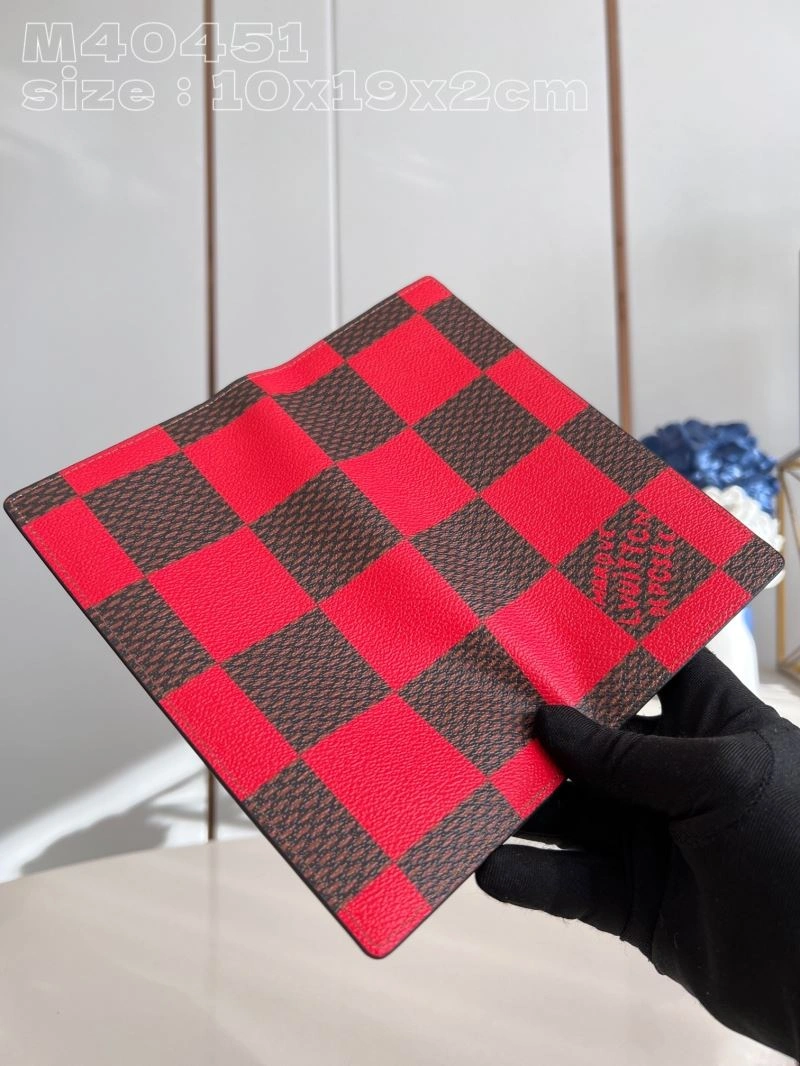 LV Wallets 4365F-0223