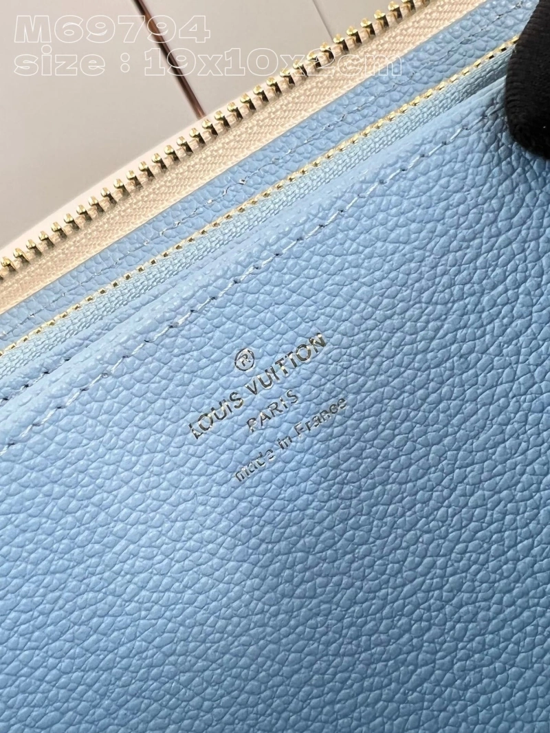 LV Wallets 4365G-0065