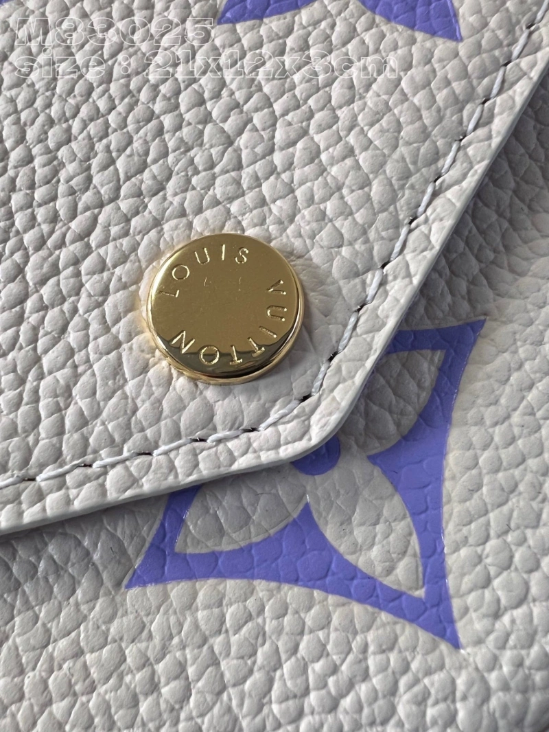 LV Wallets 4365G-0132
