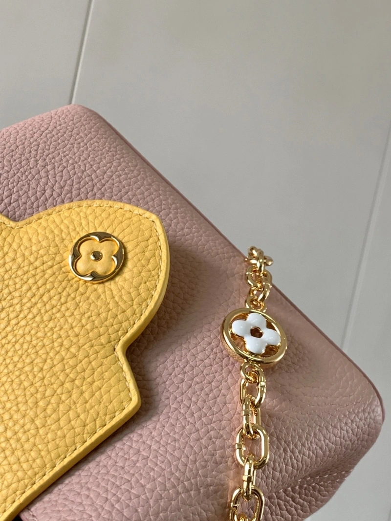 LV Capucines Bags 4365H-0082