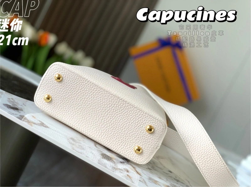 LV Capucines Bags 4365H-0094