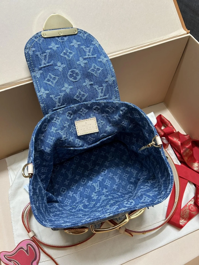 LV Backpacks 4365H-0403