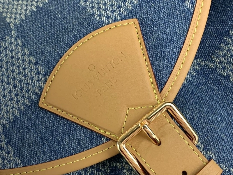 LV Backpacks 4365H-0483