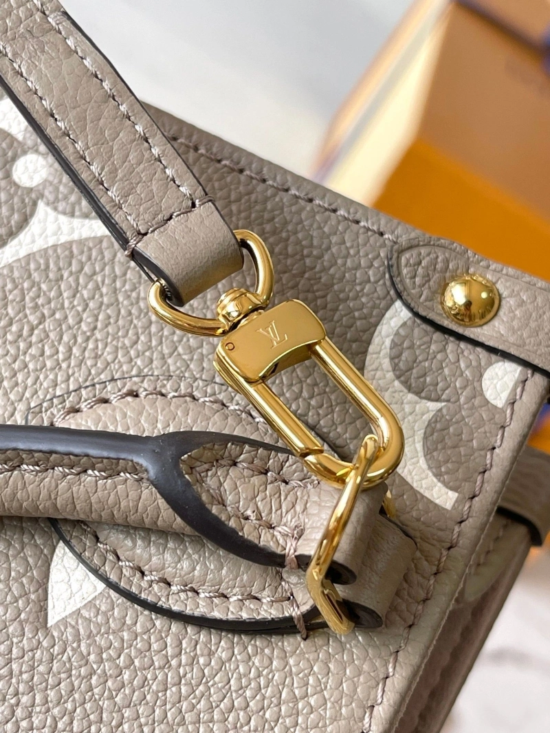 LV Shopping Bags 4365H-0663