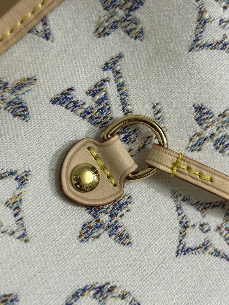 LV Shopping Bags 4365I-0577