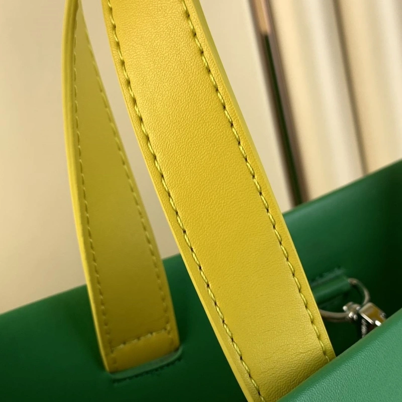 LV Shopping Bags 4365I-0589