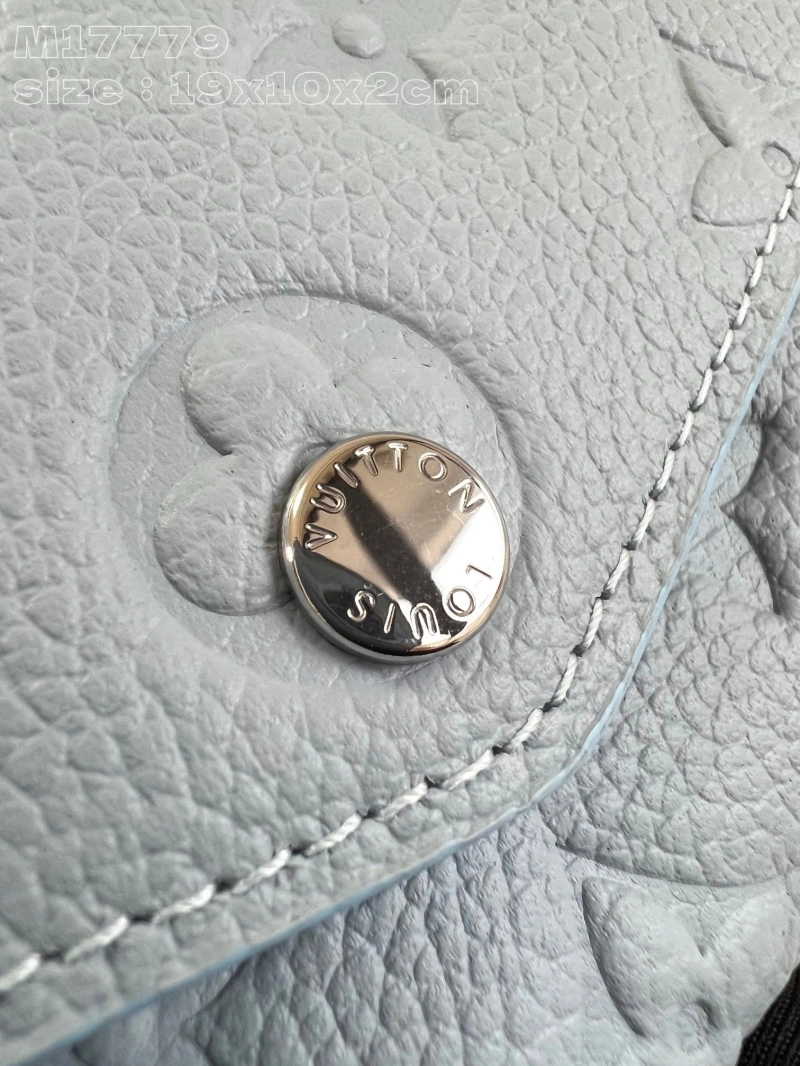 LV Wallets 4365I-0621