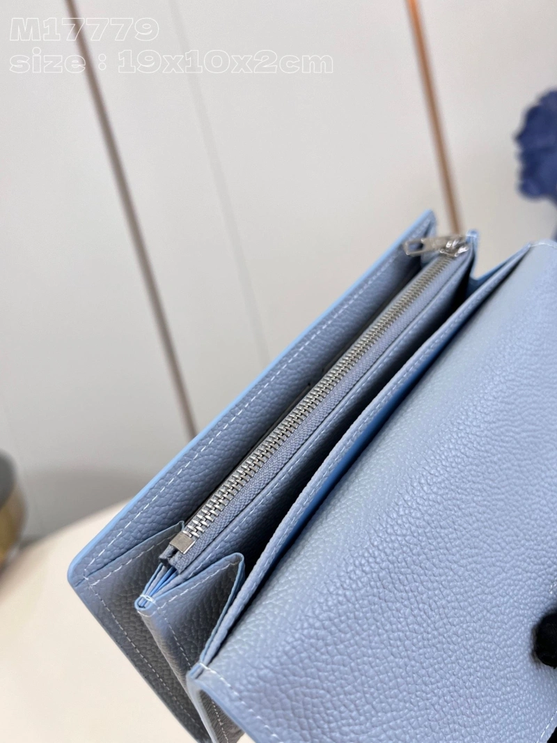 LV Wallets 4365I-0621