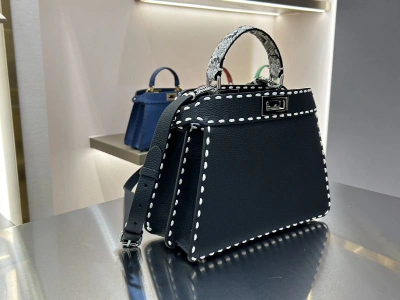 F**di top handle bags 4370-0003
