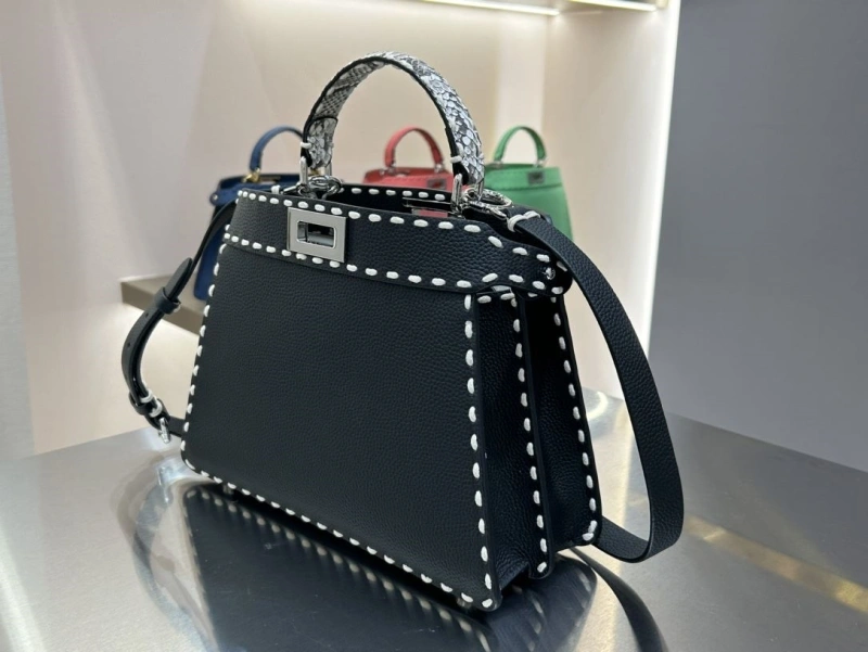 F**di top handle bags 4370-0003