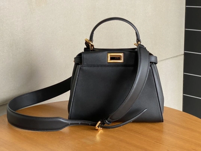 F**di top handle bags 4370-0019