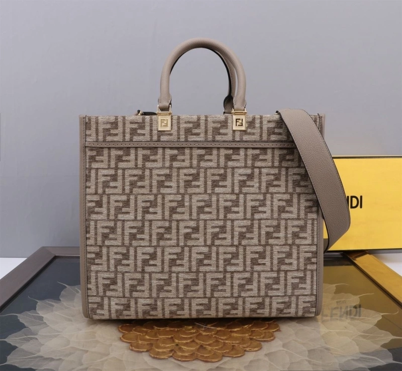 F**di shopping bags 4370-0020
