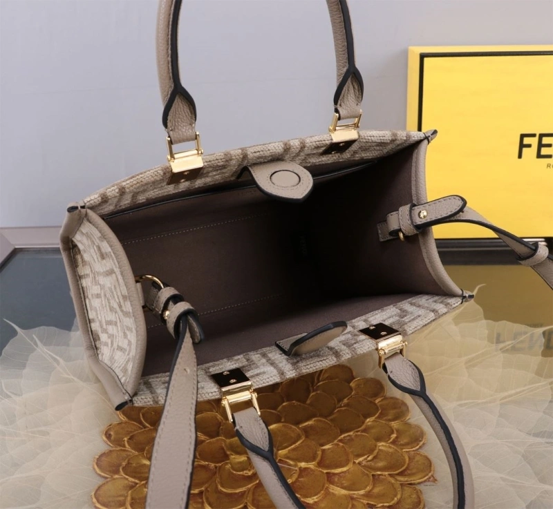 F**di shopping bags 4370-0021