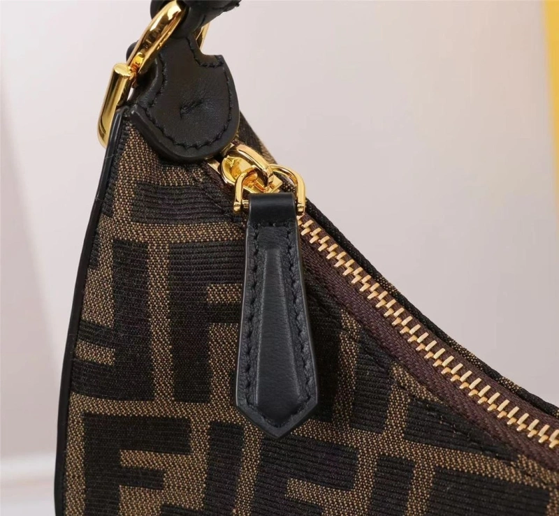 F**di top handle bags 4370-0031