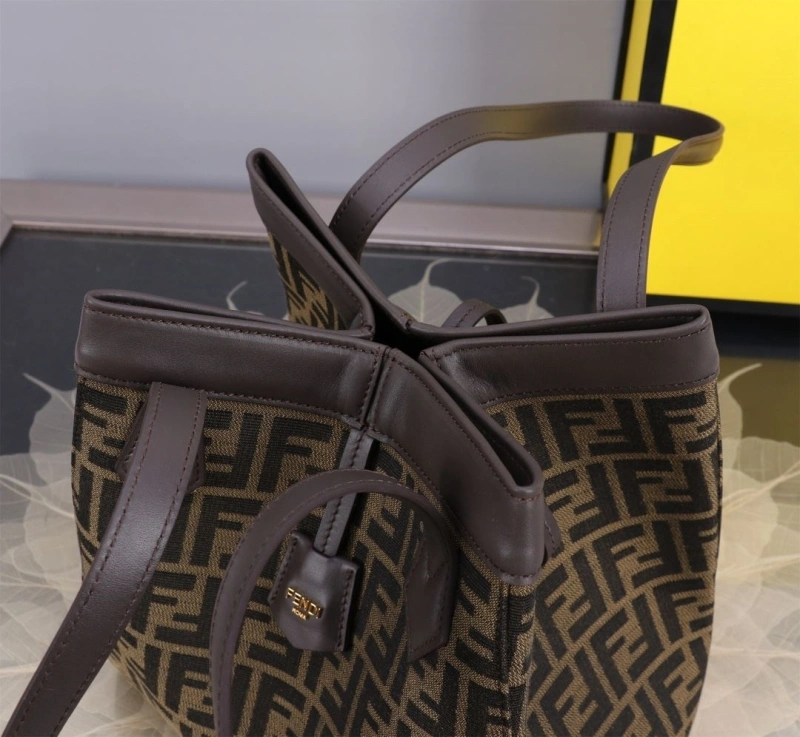 F**di shopping bags 4370-0053
