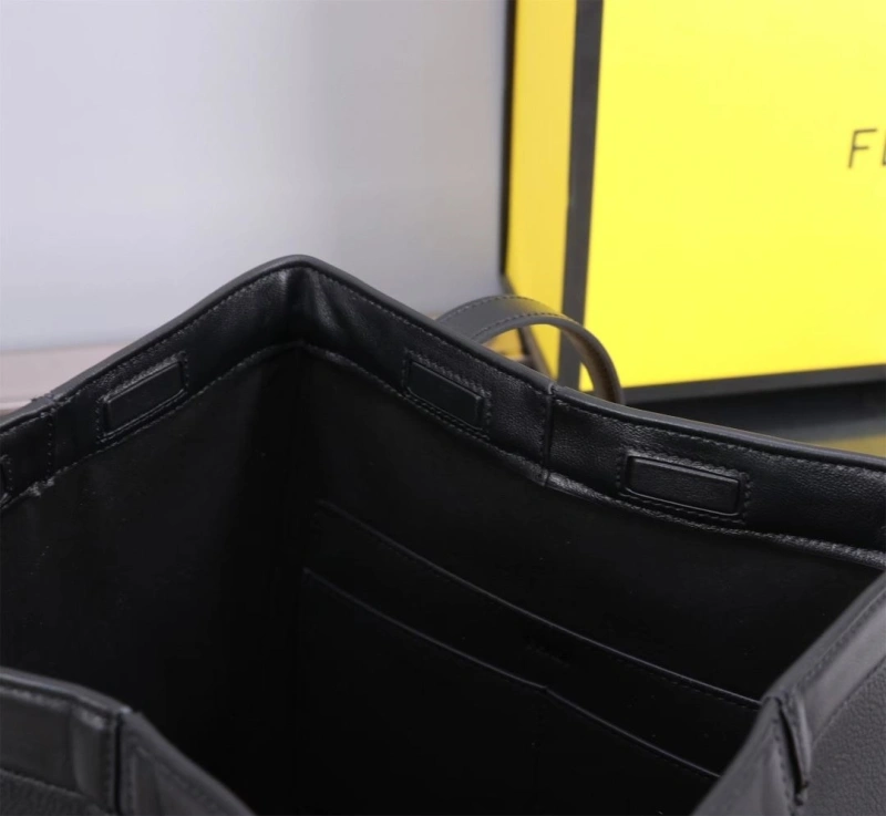 F**di shopping bags 4370-0055