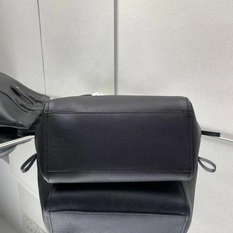 F**di shopping bags 4370-0070