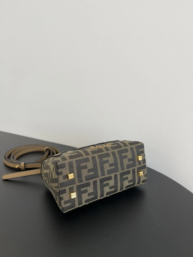 F**di top handle bags 4370-0073