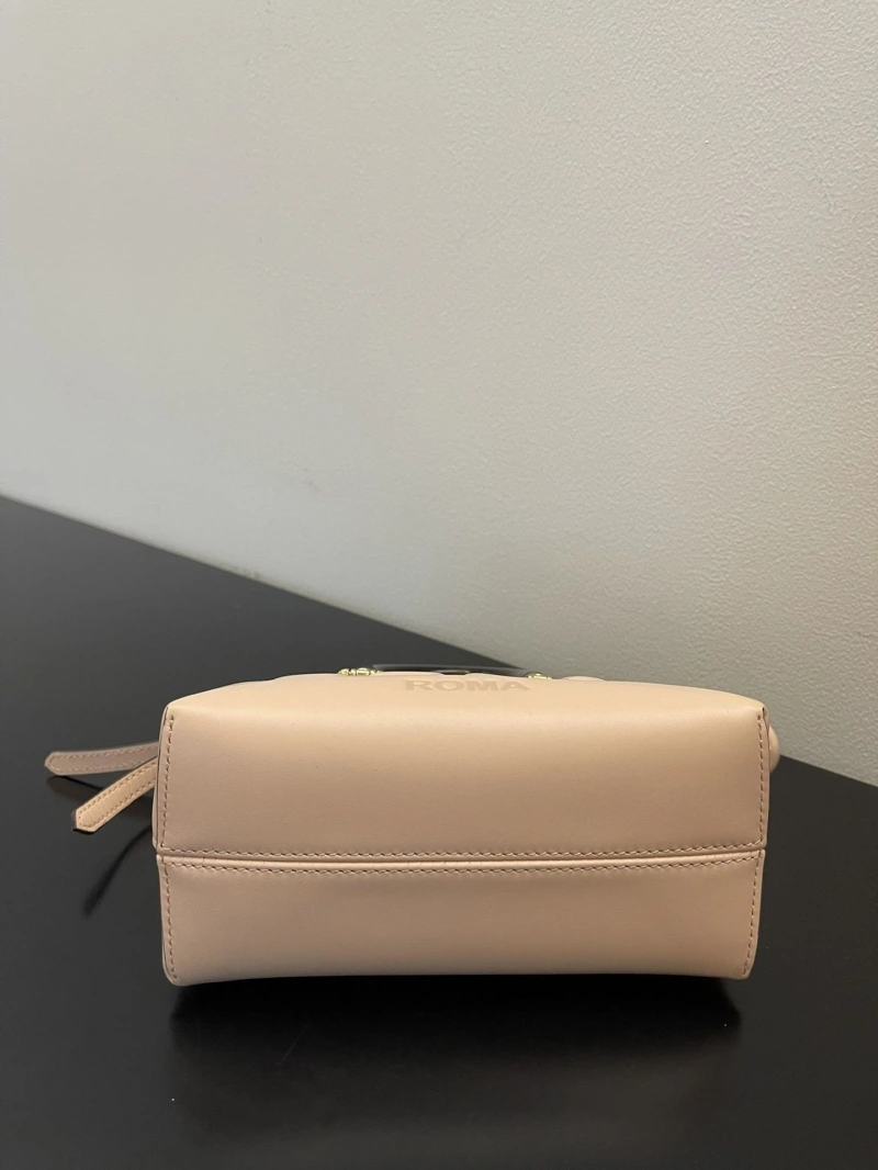 F**di top handle bags 4370-0079