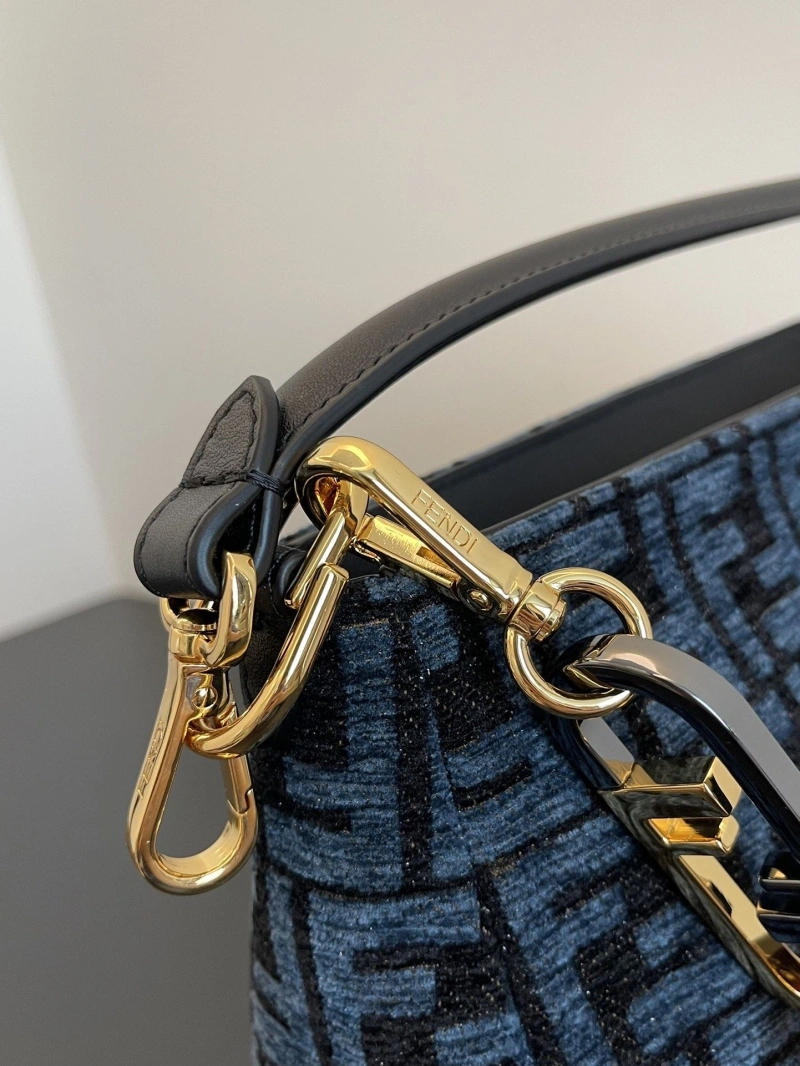 F**di top handle bags 4370-0091