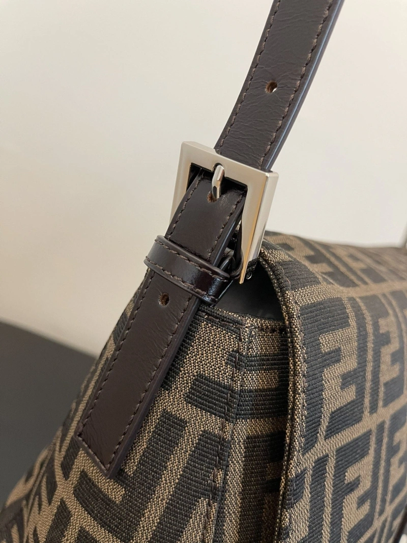 F**di top handle bags 4370-0103