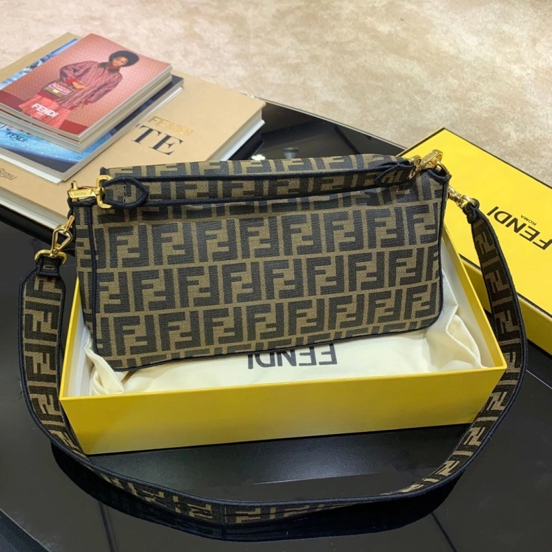 F**di baguette bags 4370-0106