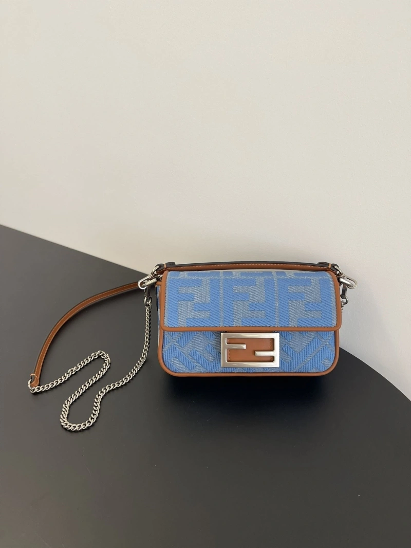 F**di baguette bags 4370-0117