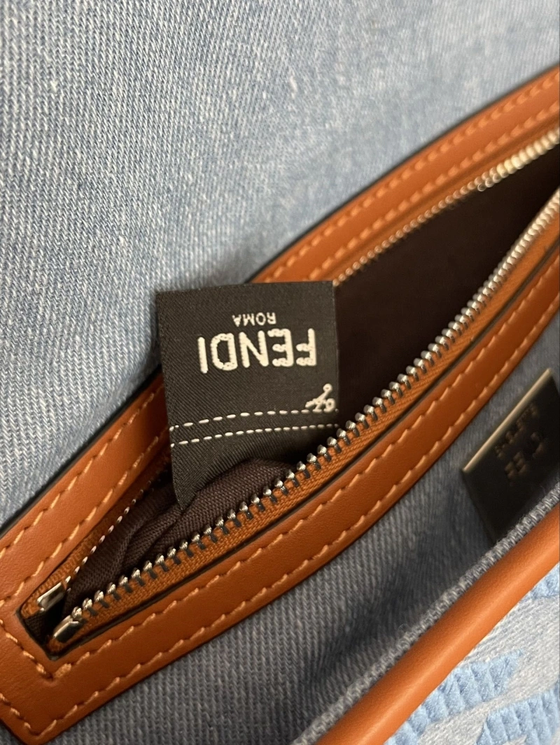 F**di baguette bags 4370-0118