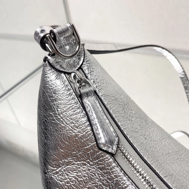 F**di satchel bags 4370-0151