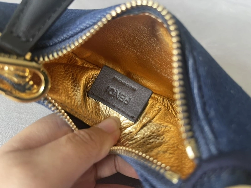 F**di top handle bags 4370-0156