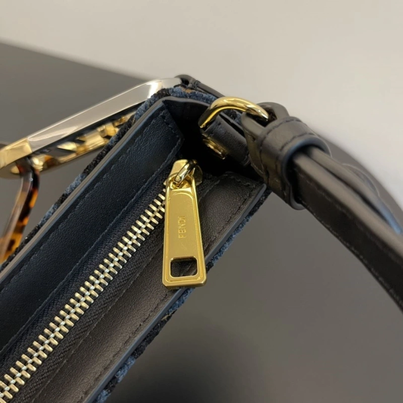 F**di top handle bags 4370-0179