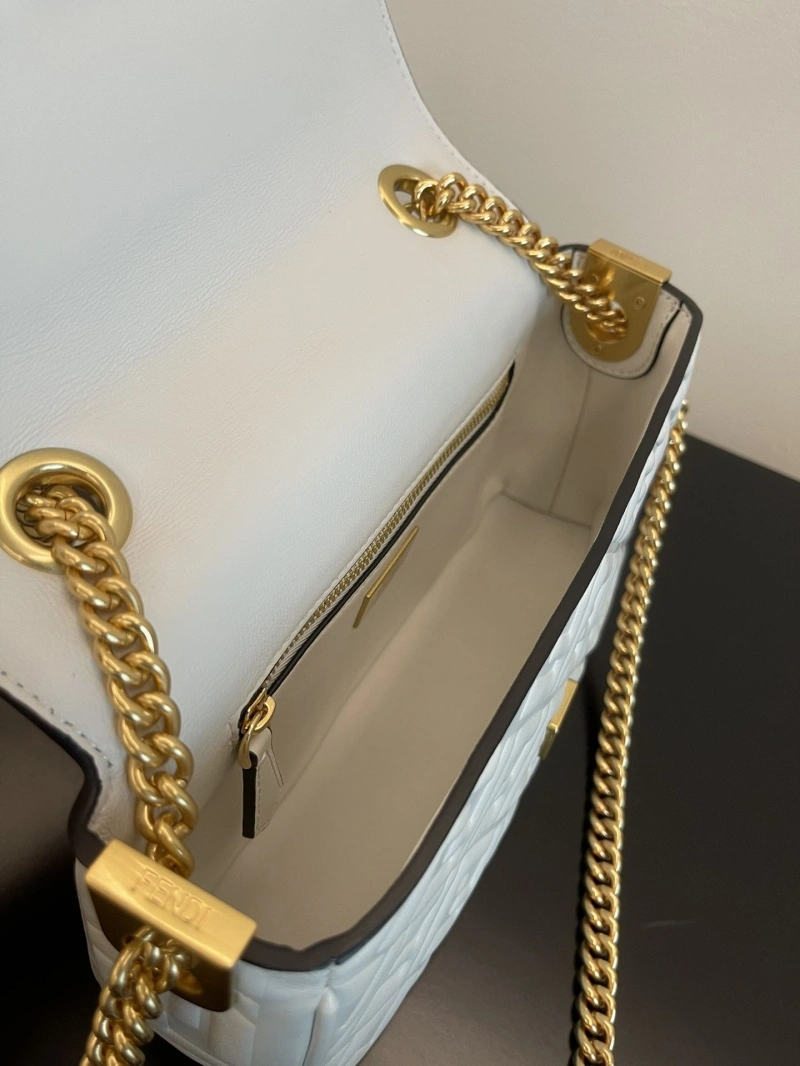 F**di baguette bags 4370-0212