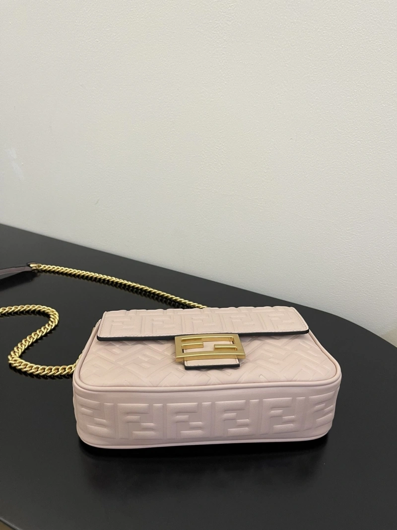 F**di baguette bags 4370-0214