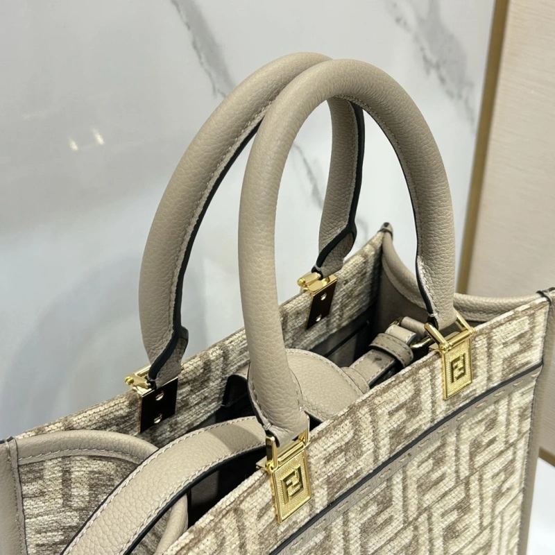 F**di shopping bags 4370-0263