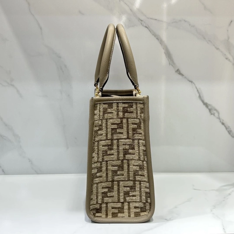 F**di shopping bags 4370-0263