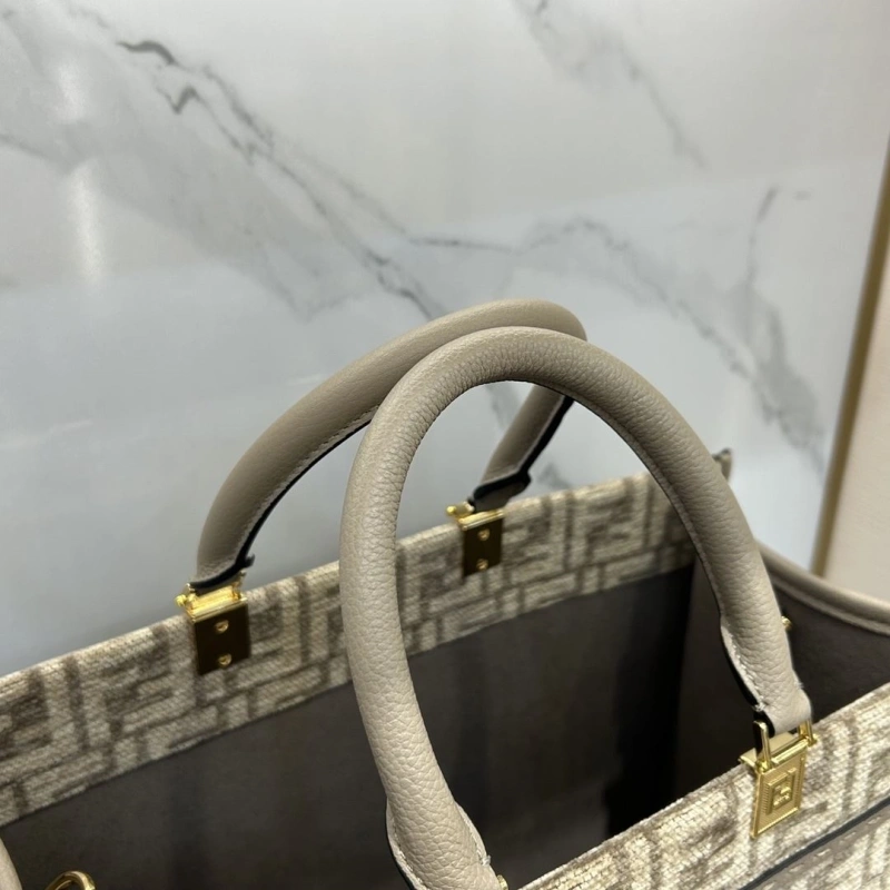 F**di shopping bags 4370-0264